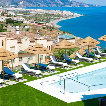Bayview Collection Free & Padel By Interhome