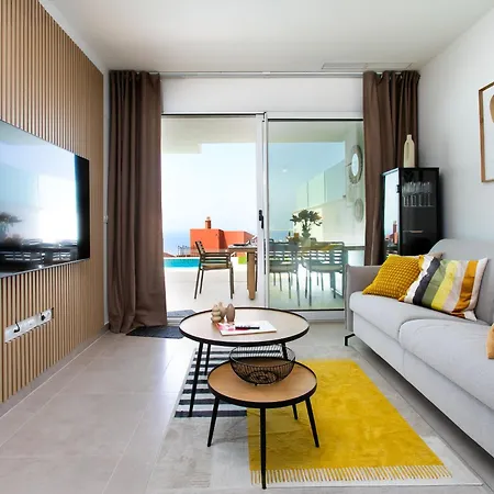 Bayview Collection Free & Padel By Interhome Daire *