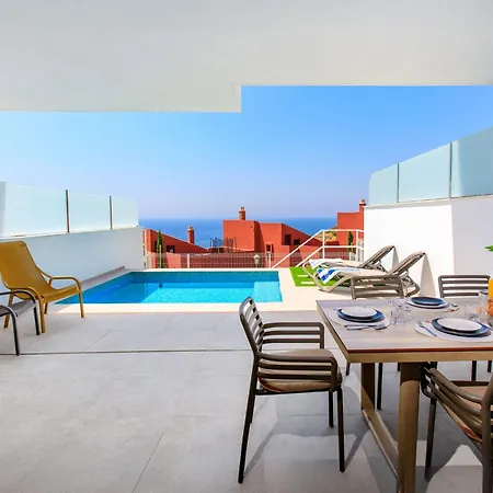 Bayview Collection Free & Padel By Interhome