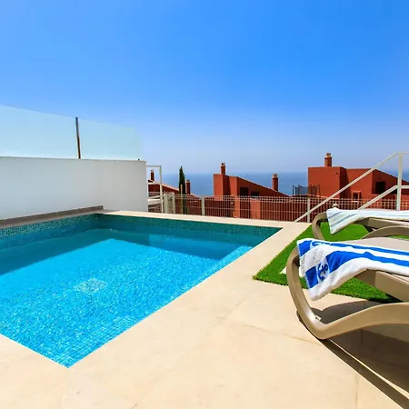 Bayview Collection Free & Padel By Interhome